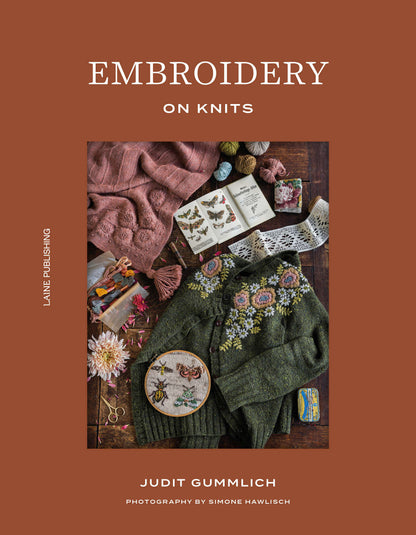 Embroidery on Knits de Judit Gummlich por Laine