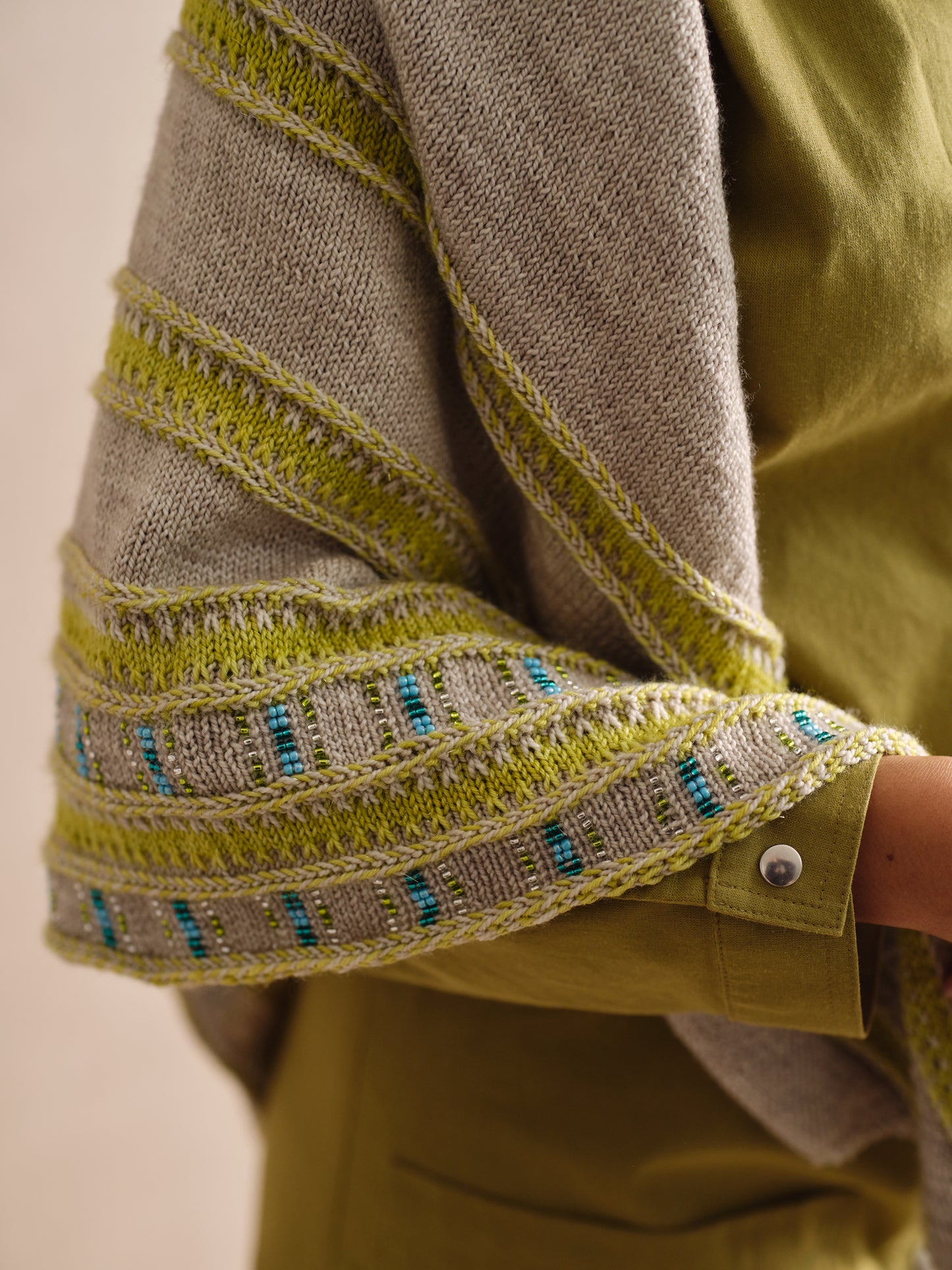 Beaded Colourwork de Jeanette Sloan por Laine